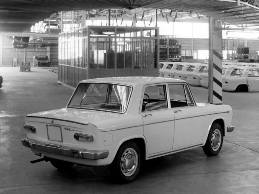  Lancia Fulvia 1963 года  (фото 4 из 5)